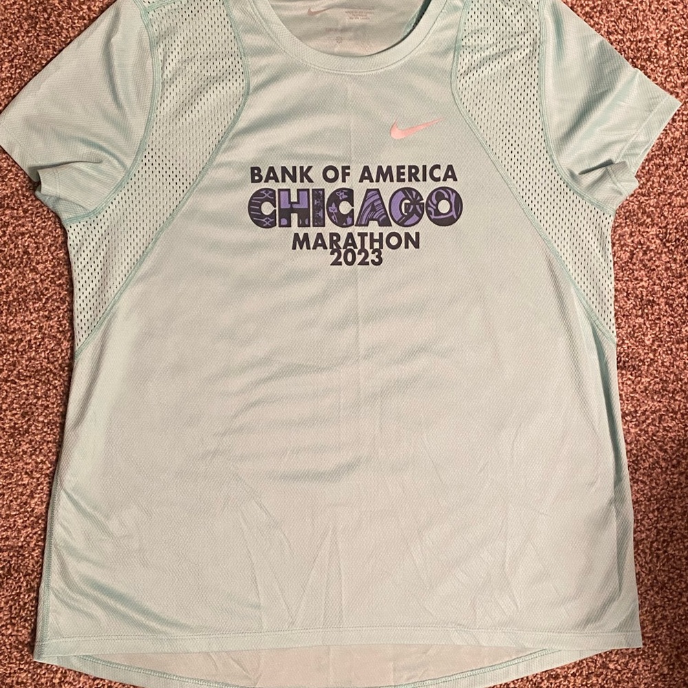 2023 Chicago Marathon official race shirt Nike brand